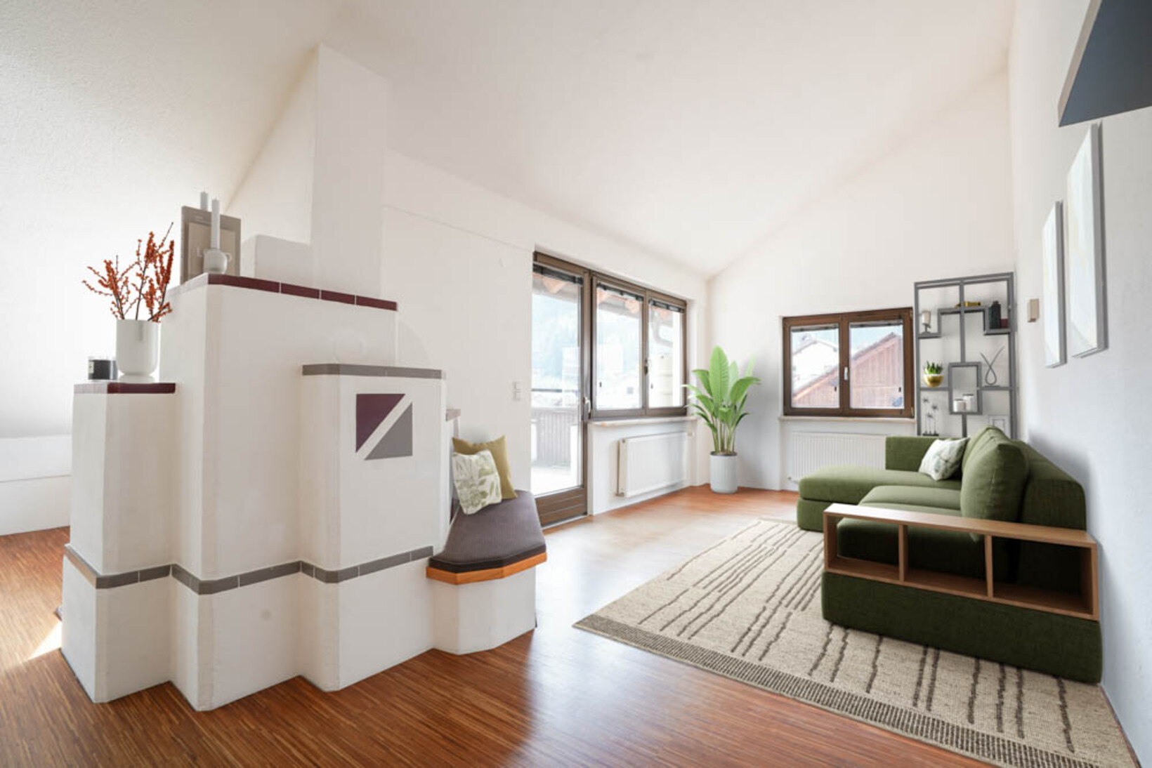 LEISTBARE 152 m² MAISONETTWOHNUNG MIT 2 GARAGENPLÄTZEN - Jenewein Immobilienmanagement