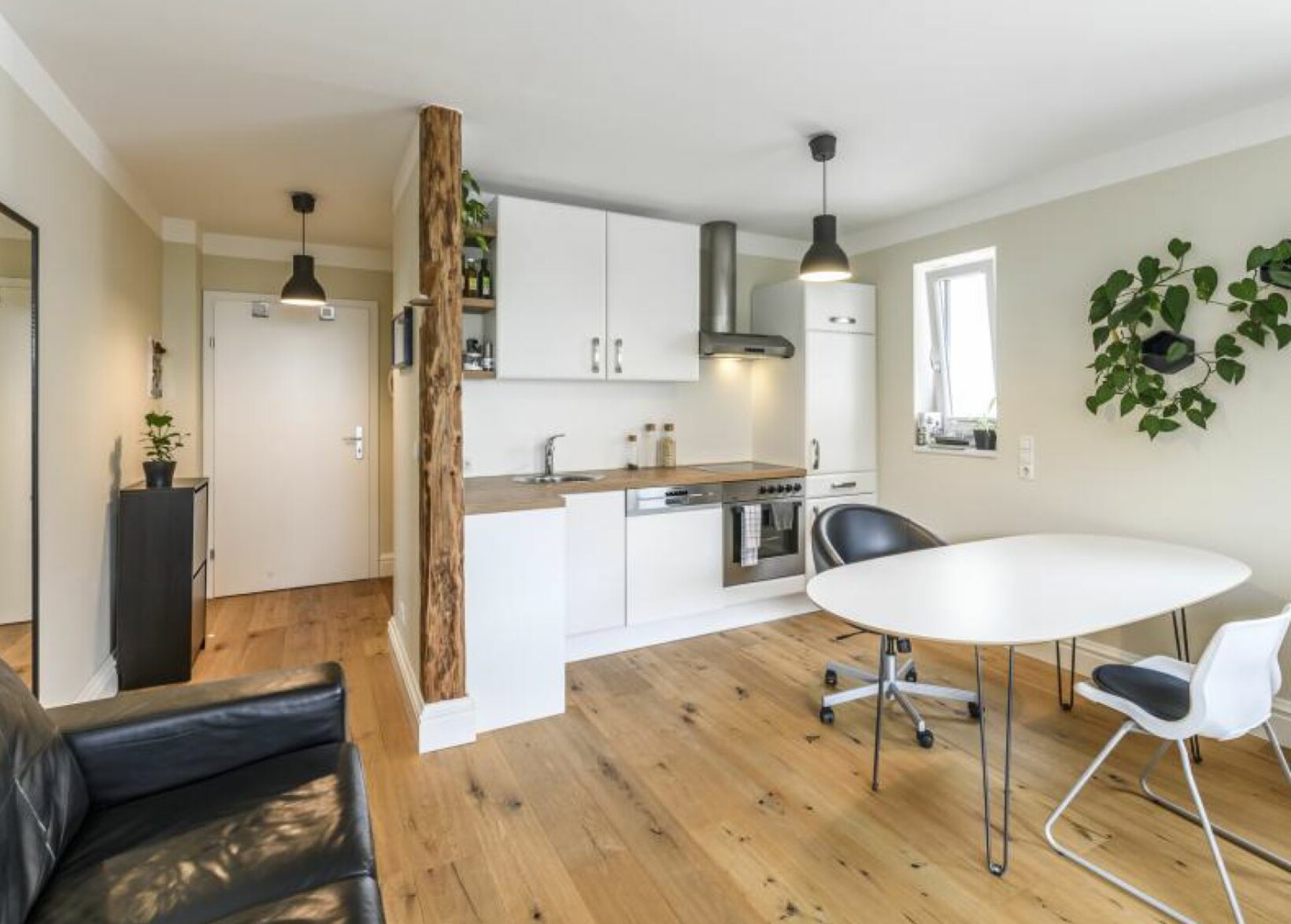 Stadthaus in Wilten mit 4 Wohnungen - Jenewein Immobilienmanagement