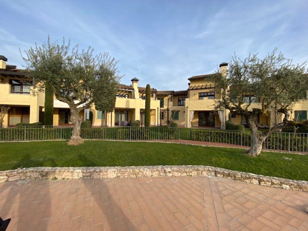 3-Zimmerwohnung Sirmione, Gardasee - Jenewein Immobilienmanagement