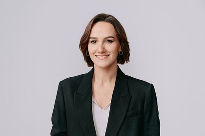 Anna Jenewein Anna Jenewein