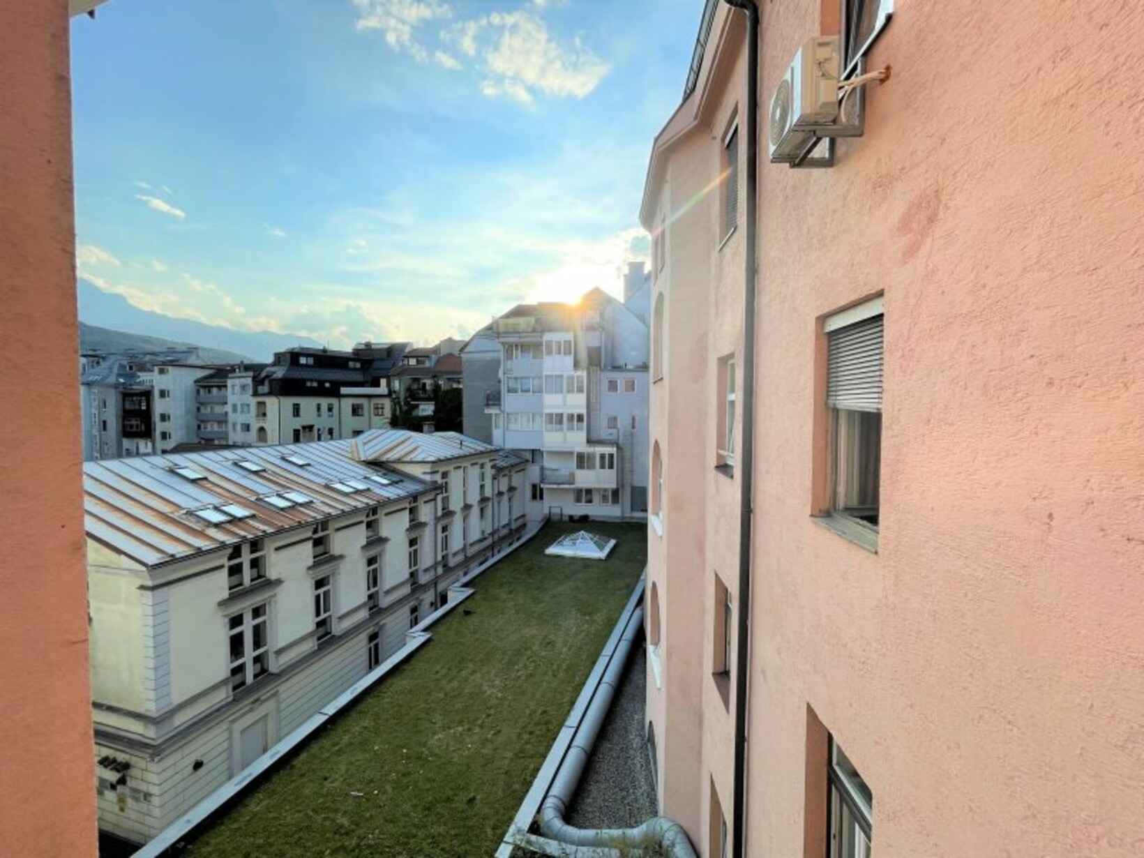 Charmante 2-Zimmer Wohnung mit Altbauflair WG-geeignet - Jenewein Immobilienmanagement