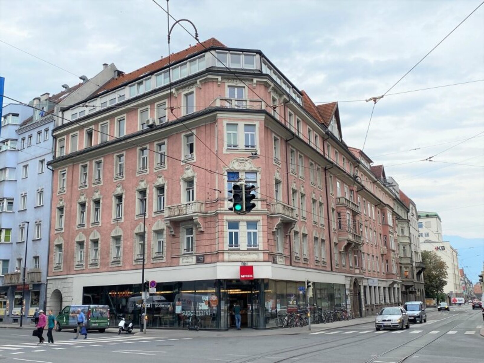 Charmante 2-Zimmer Wohnung mit Altbauflair WG-geeignet - Jenewein Immobilienmanagement