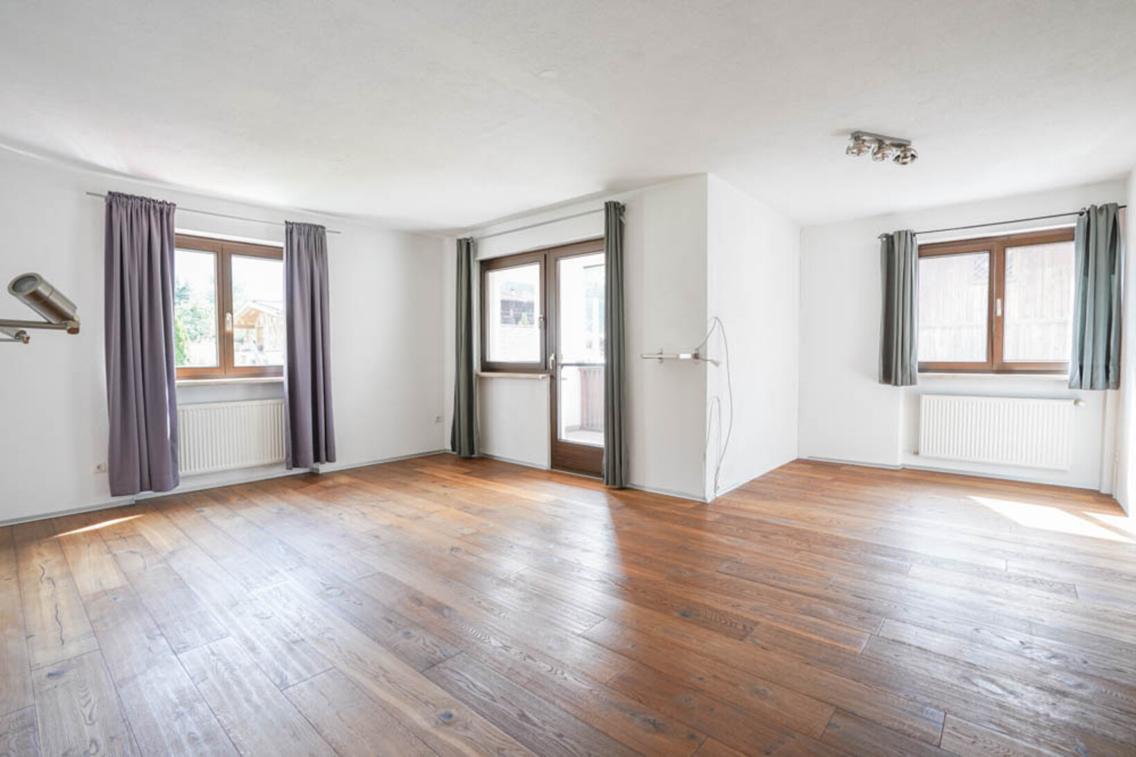 LEISTBARE 152 m² MAISONETTWOHNUNG MIT 2 GARAGENPLÄTZEN - Jenewein Immobilienmanagement