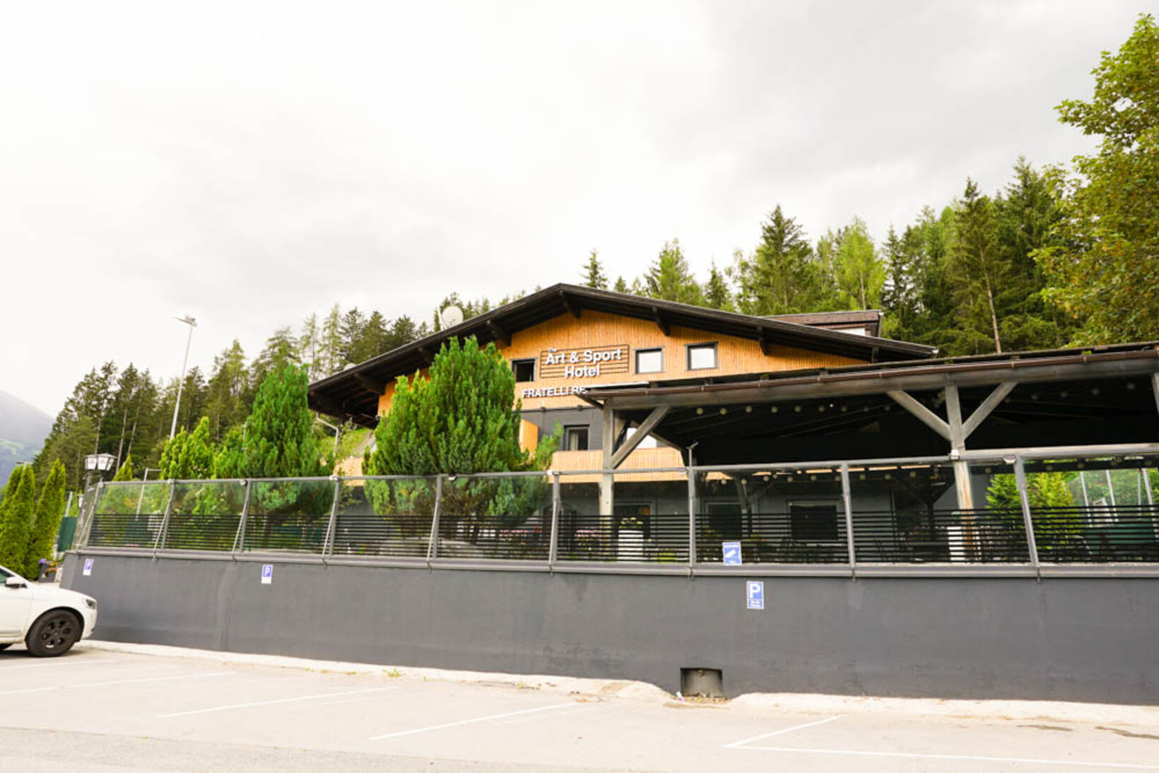 Hotel in bester Erholungslage mit Restaurant - Jenewein Immobilienmanagement