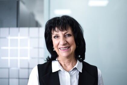 Christine Jenewein Christine Jenewein