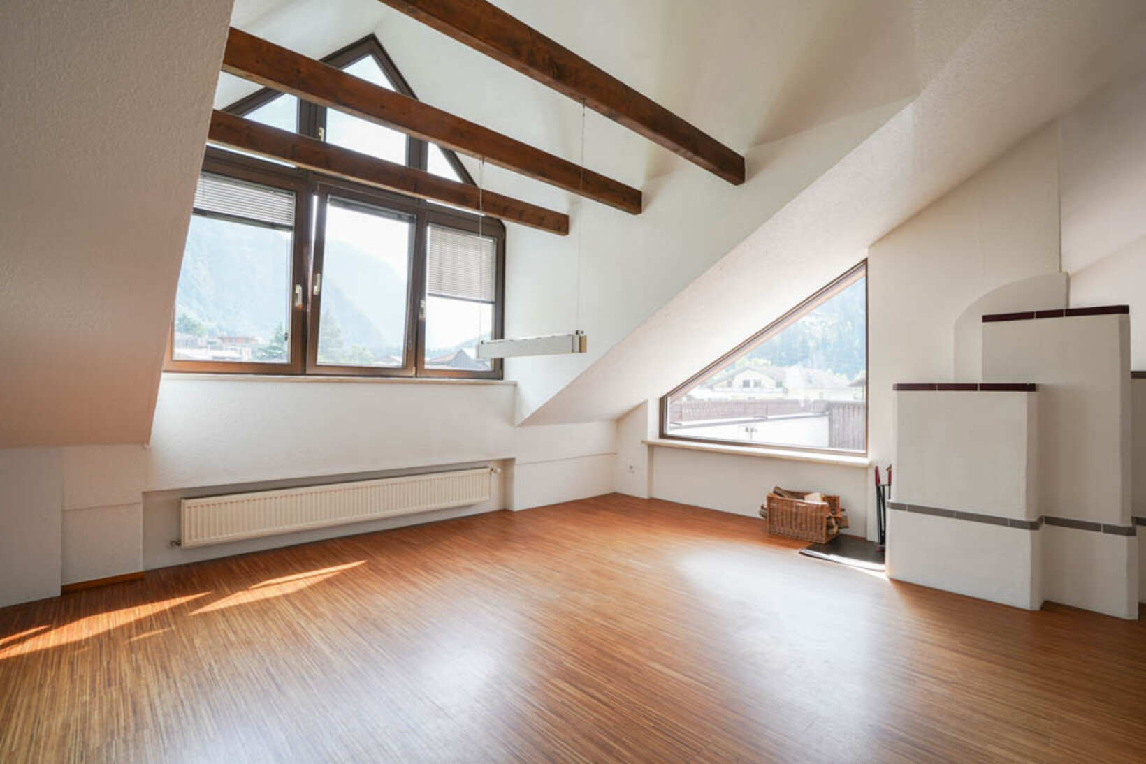 LEISTBARE 152 m² MAISONETTWOHNUNG MIT 2 GARAGENPLÄTZEN - Jenewein Immobilienmanagement
