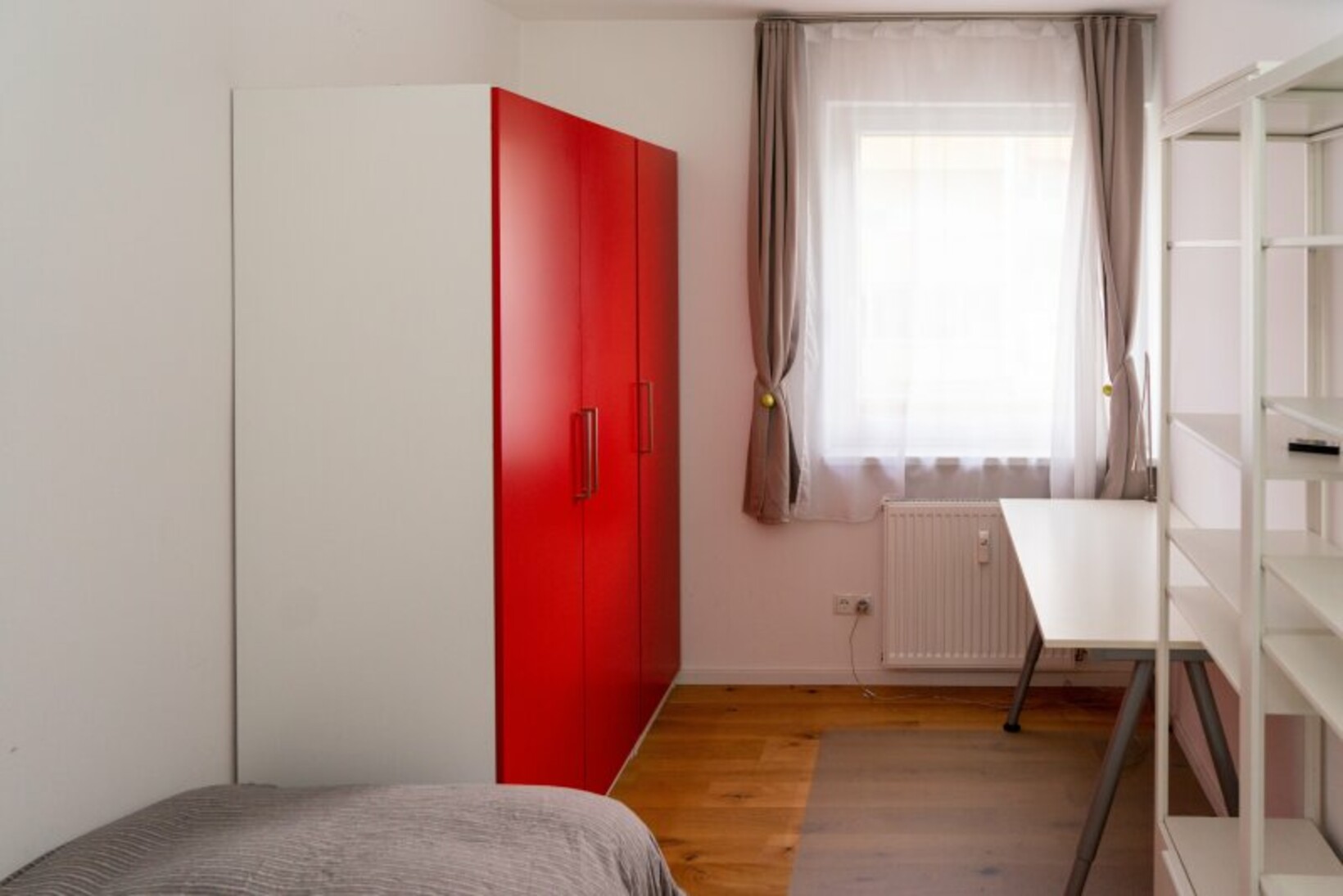 PREISREDUZIERUNG * ZENTRALE 4-Zimmer Wohnung * - Jenewein Immobilienmanagement
